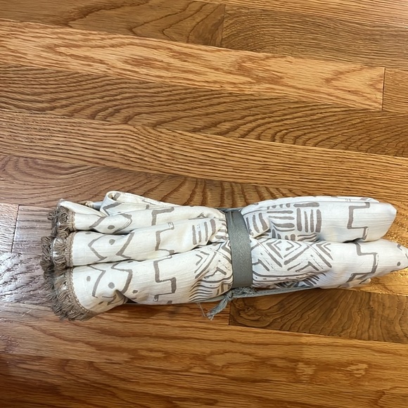 Anthropologie Shayla Curtain 50 x 96 One Panel NWT - Picture 8 of 13